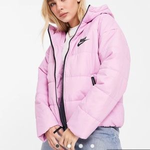 BNWT Nike Puffer
